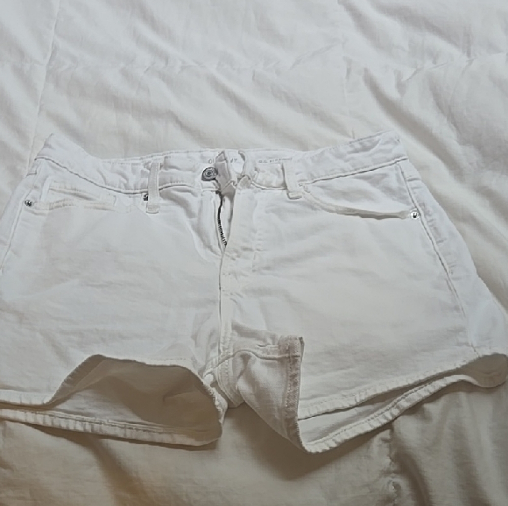 Old Navy Women's Crisp White Jean Shorts
